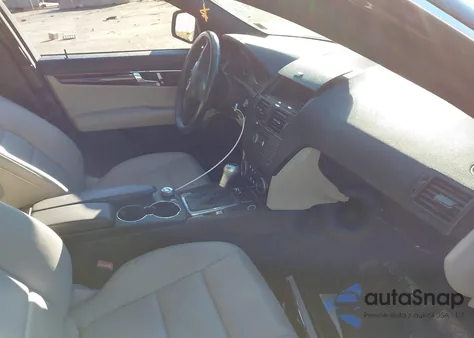 2009 Mercedes-Benz C 300 Luxury 4Matic/Sport 4Matic from USA, damaged, VIN WDDGF81X29F229478